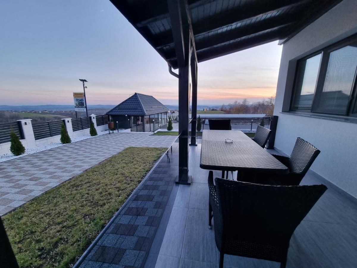 Casa De Vacanta Larisa Novaci-Străini Exterior foto